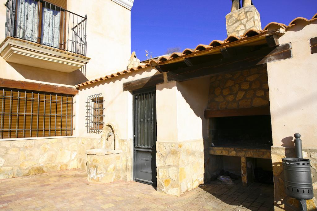 Alojamientos Rurales La Fuente Villalba de la Sierra Buitenkant foto